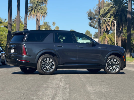 CADILLAC ESCALADE IQL